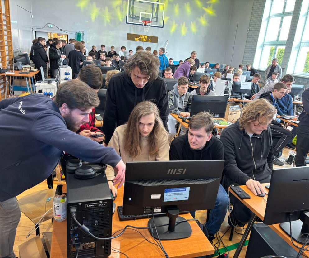 Sądecki elektryk zorganizował zawody w overclokingu. Przyjechali na nie uczestnicy z całej Polski 