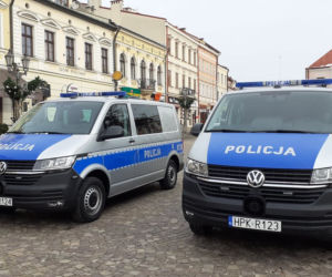 Rzeszowscy mundurowi mają dwa nowe radiowozy!
