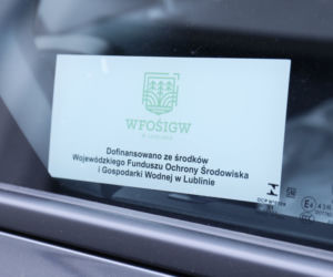 Nowe nieoznakowane radiowozy w lubelskim garnizonie