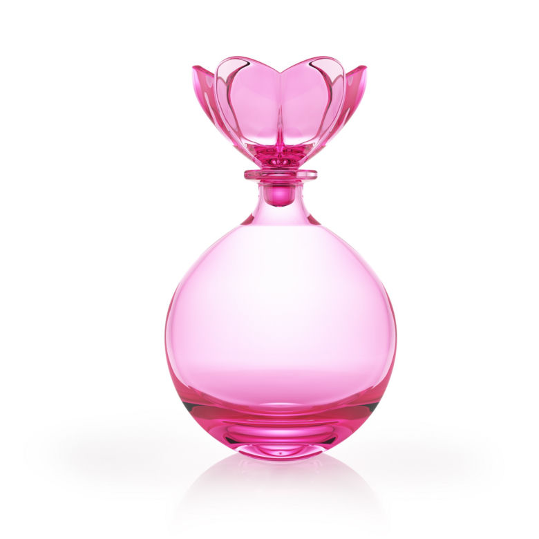 Wpadł przez flakon perfum