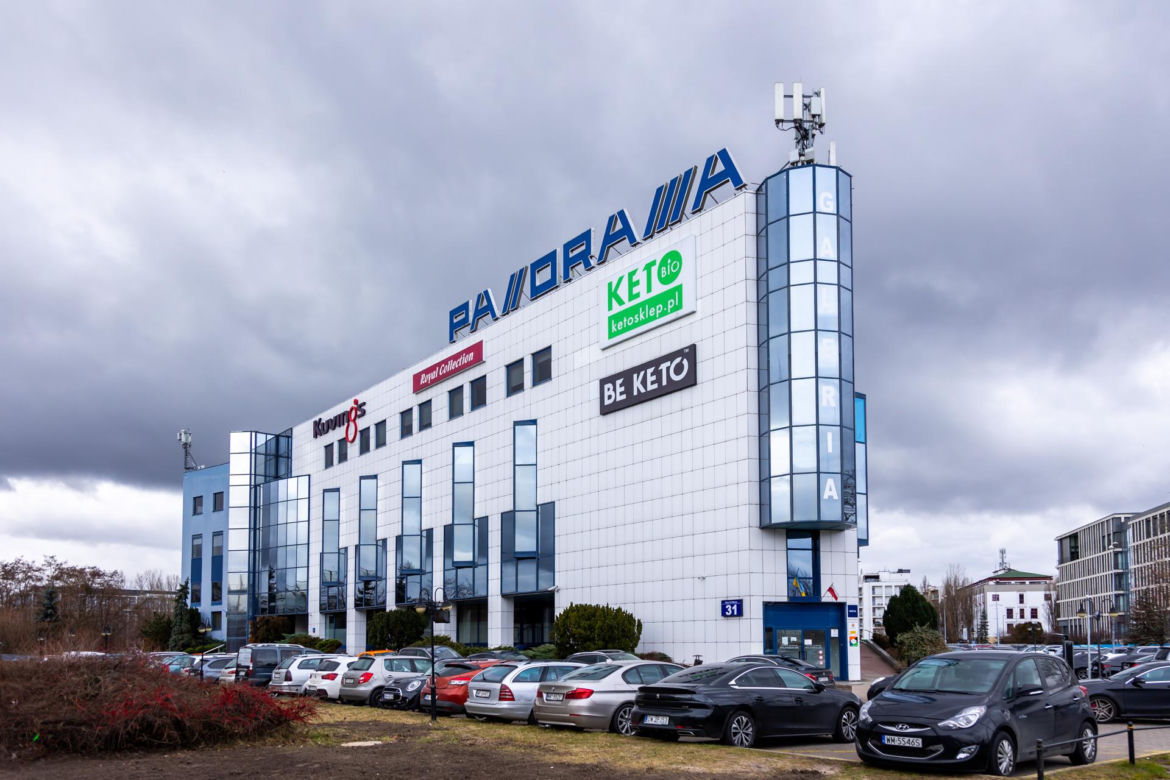 Centrum handlowe Panorama w Warszawie - tak wyglądał luksus lat 90. Zobacz zdjęcia