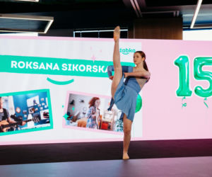 Talent, emocje i odwaga na jednej scenie. Żabka świętuje 15 lat programu stypendialnego