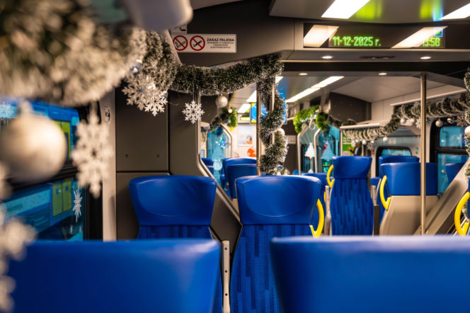 Koleje Śląskie mają świąteczną niespodziankę. Wystarczy kupić bilet, by przenieść się do innego świata