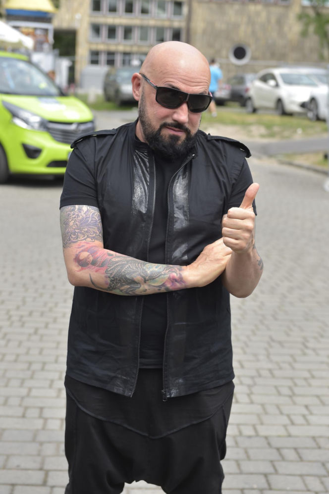Tak Grzegorz Skawiński wyglądał w czasach O.N.A. Dziś jest jedną z ikon polskiej muzyki