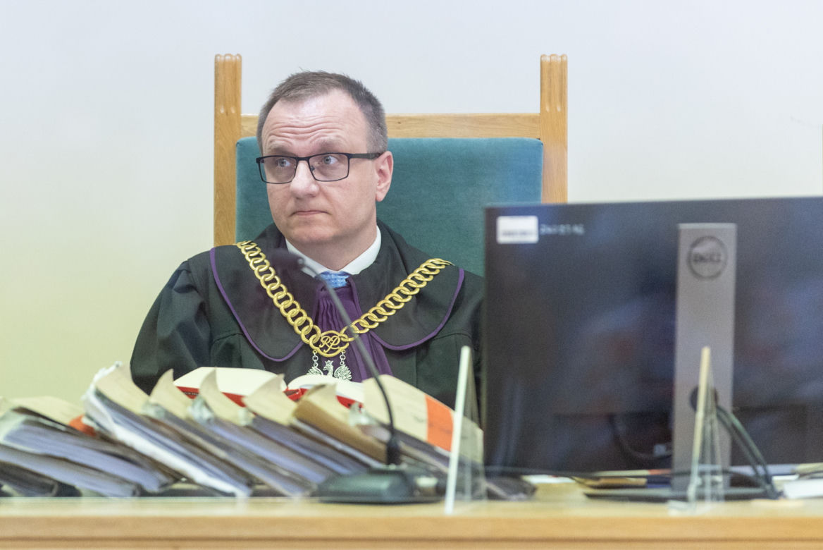 Prokuratura oskarża go o zabójstwo Aleksandry i Oliwii. "Zabójca z działek" nie okazywał żadnych emocji 
