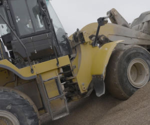 Maciej Janowski porzucił motocykl dla 10-tonowej bestii! Groziła mu praca na etacie