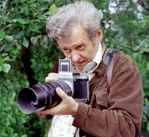 W jego życiu nie brakowało łez, alkoholu i samotności. Żona uciekała do Skolimowa, ale nigdy go nie opuściła