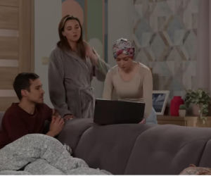 Pierwsza miłość po wakacjach.  Angelika (Patrycja Franczak), Filip (Dominik Smaruj), Iga  (Waleria Gorobets)