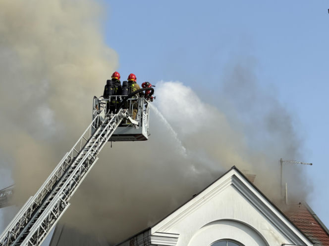 Seria groźnych pożarów pod Warszawą