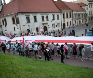 Marsz solidarności z Białorusinami w Krakowie