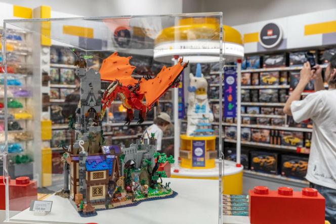LEGO