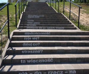 Poezja na murach i chodnikach!