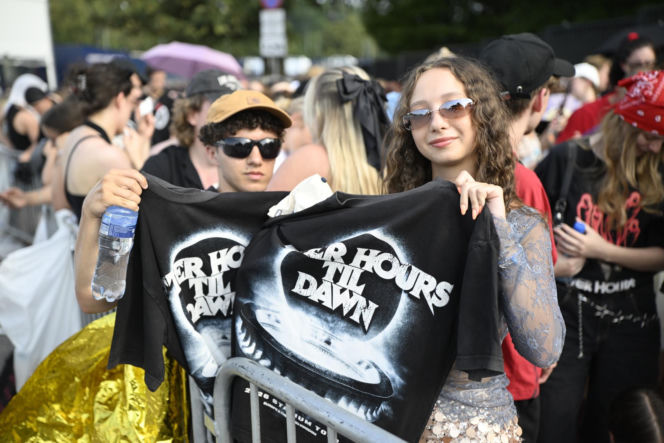 Drugi koncert The Weeknd w Warszawie. Najwierniejsi fani nie przestraszyli się morderczego upału. Znajdź się na zdjęciach