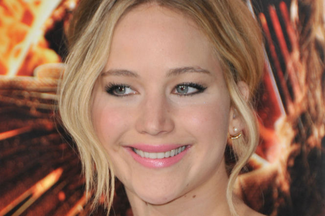 Jennifer Lawrence - The Hanging Tree radio remix
