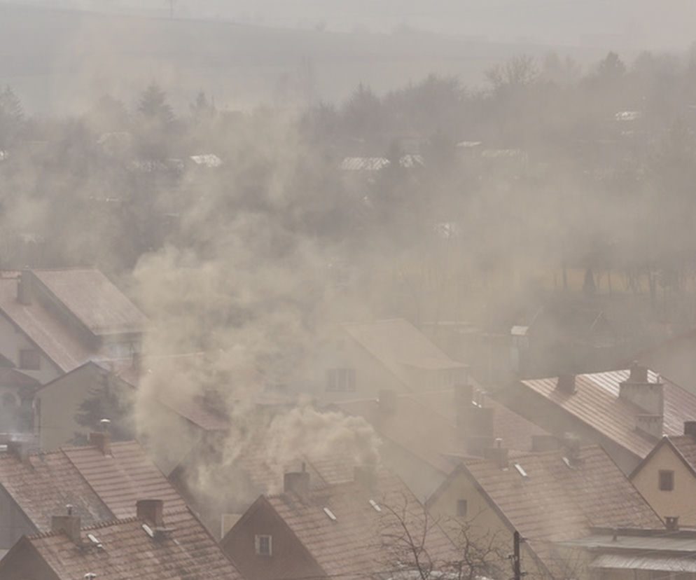 Mieszkańcy Lublina palą w piecach... śmieciami! Spalamy dosłownie wszystko