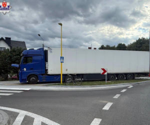 Śmiertelne potrącenie rowerzystki przez ciężarówkę na DK 76 w Jedlance