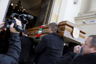 Pogrzeb Jacka Magiery. Niesamowite, co wydarzyło się na koniec mszy podczas wynoszenia trumny