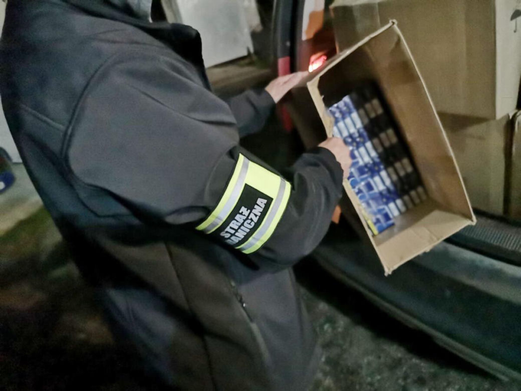 Nielegalne papierosy i tytoń