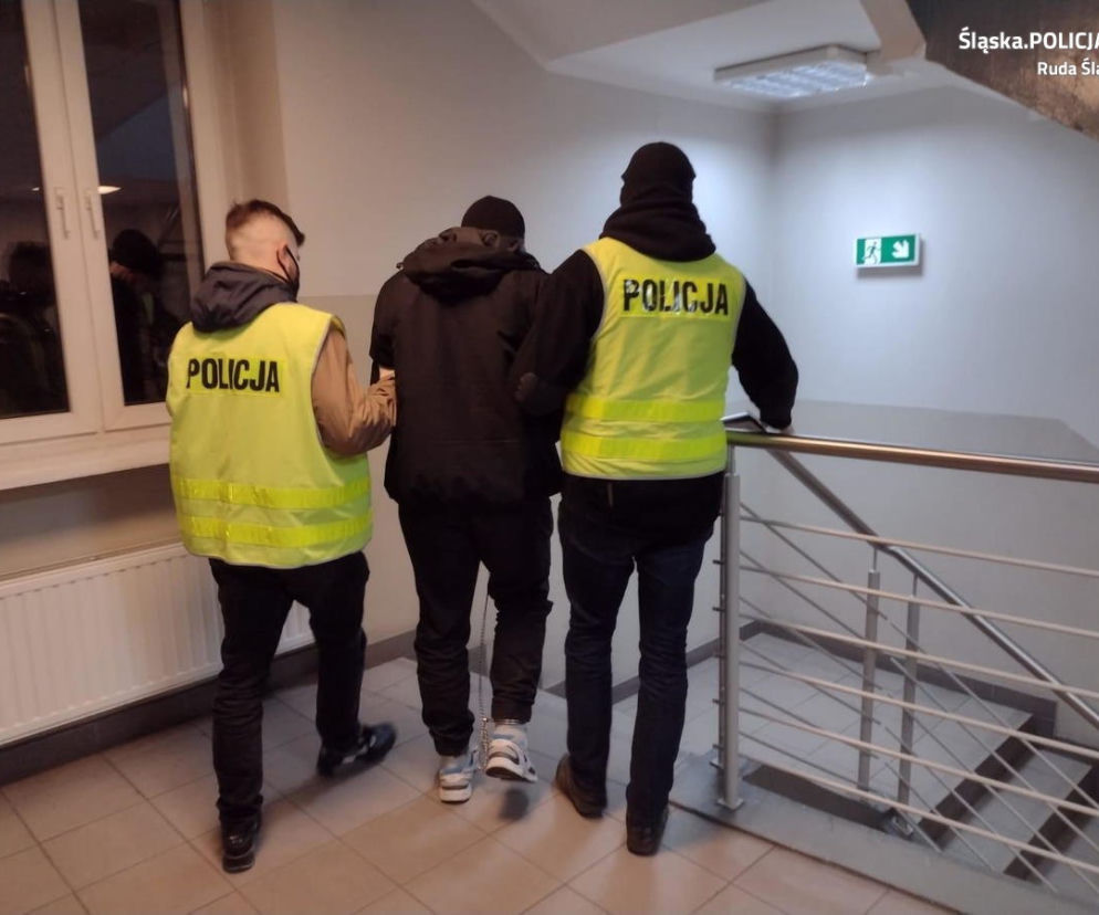 Szaleniec grasował z nożem po mieście. Zabił mężczyznę! Horror w Rudzie Śląskiej