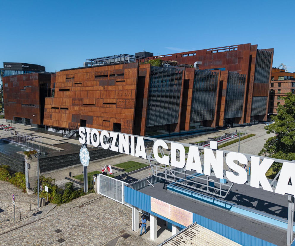 Symbol Stoczni Gdańskiej odzyskał kolory z 1980 roku. Remont zakończony