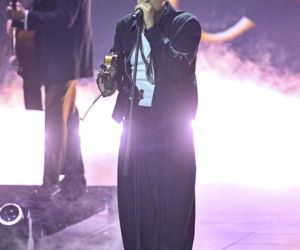 Co ona ma na sobie?! Szroeder wyglądała jak w firance z PRL-u