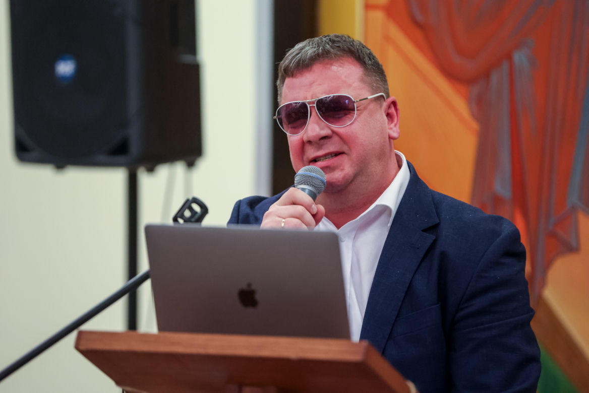 Michał Wójcik śpiewał dla podopiecznych hospicjum