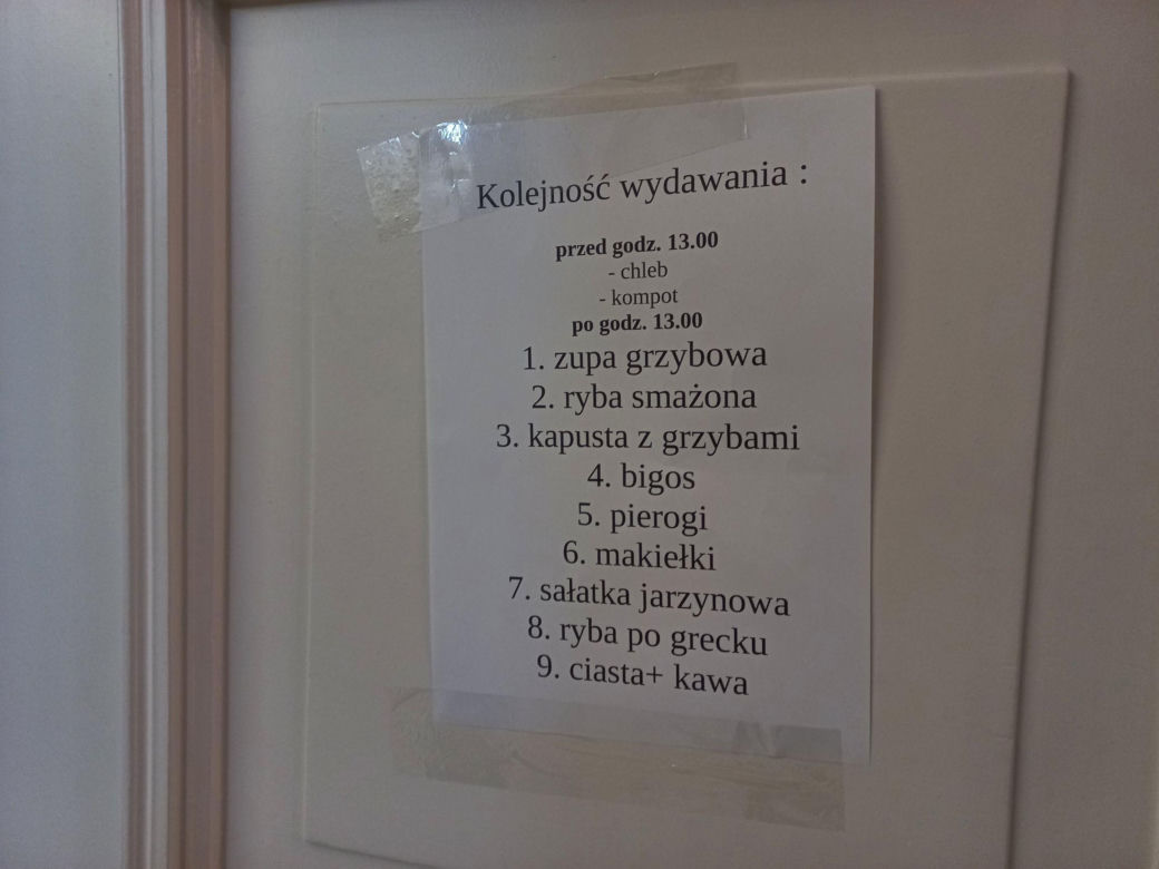 Przy tych stołach dla nikogo nie zabraknie miejsca. To największa wieczerza wigilijna w Lesznie