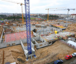Centrum sportowe w trakcie budowy