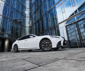 Lexus LS500h F-Sport
