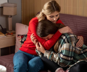 Barwy szczęścia, 2438: Michalina (Anna Pentz), Iwona (Izabela Zwierzyńska)