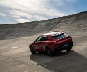 Aston Martin DBX (2020)