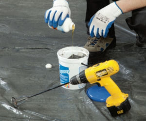 Płytki ceramiczne. Układanie nowych płytek na starych