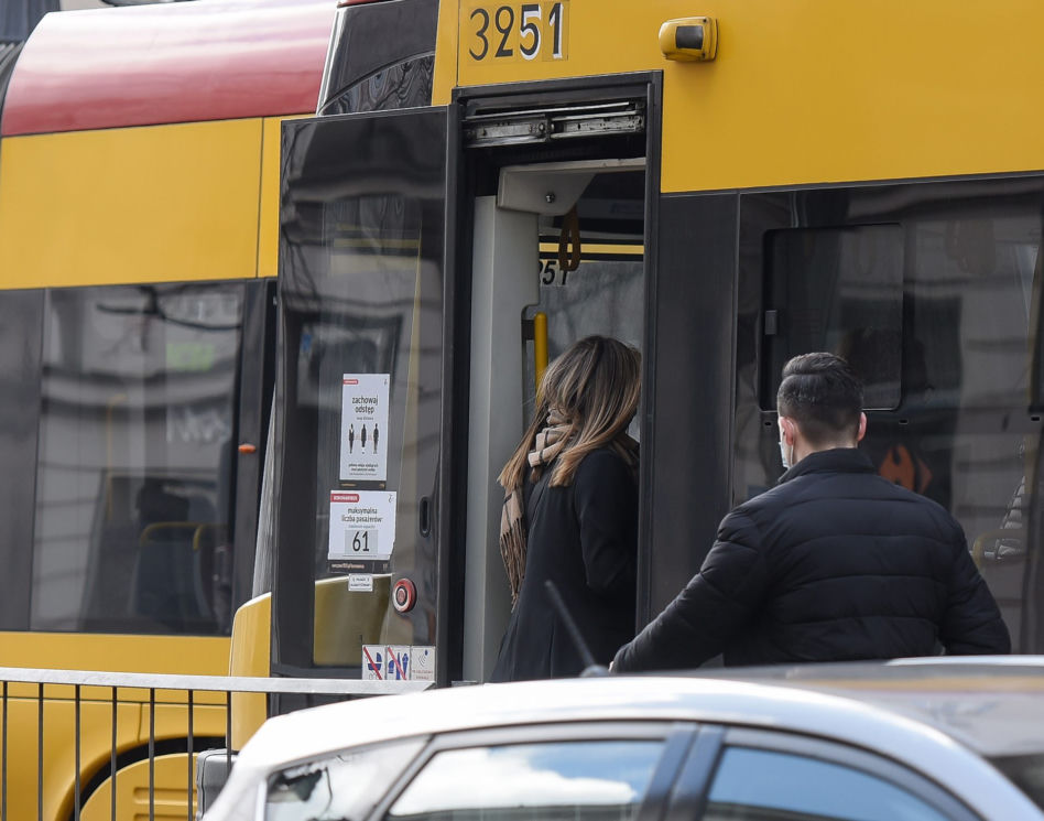 Rozenek jeździ tramwajem! 