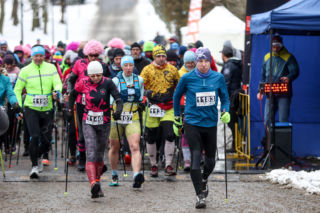 Wystrzał startera zamiast szampana. Tłumy powitały Nowy Rok na XX Śląskim Maratonie Noworocznym Cyborg
