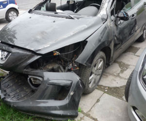 Najdziwniejsze wraki na ulicach Warszawy