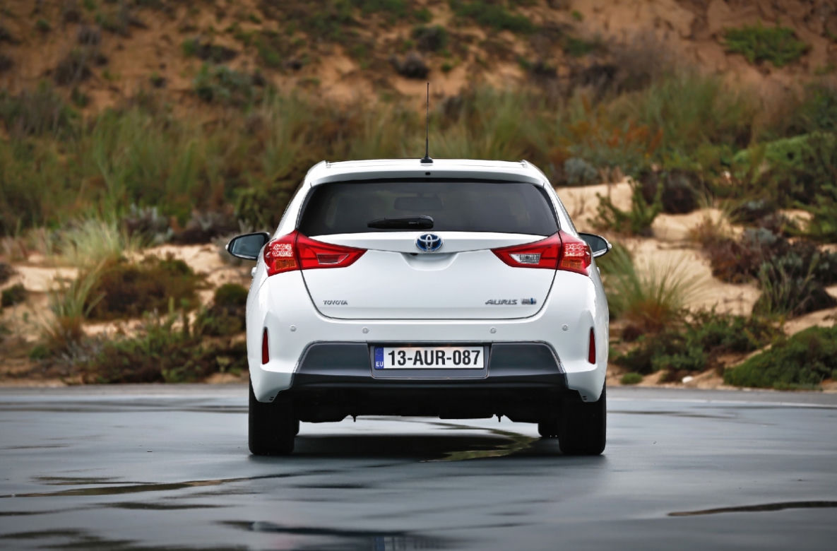 Toyota Auris II Hybrid