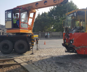 Tramwaj zderzył się z betoniarką