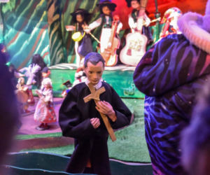 Ruchoma szopka bożonarodzeniowa w kościele zakonu Redemptorystów o. Rydzyka