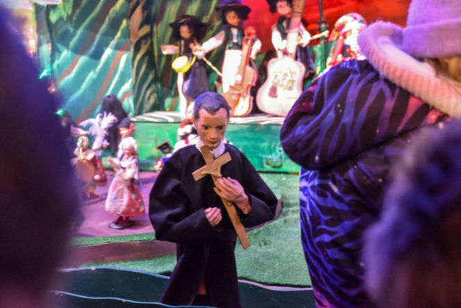 Ruchoma szopka bożonarodzeniowa w kościele zakonu Redemptorystów o. Rydzyka