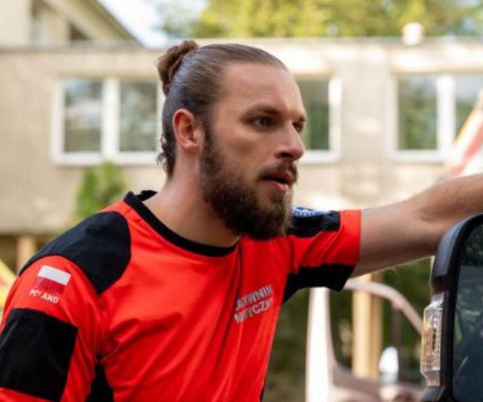 Na sygnale. Interwencja skończy się dla ratowników tragicznie? Zrobi się niebezpiecznie