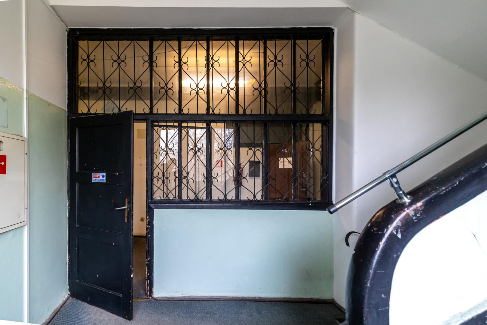 Dawna szkoła powszechna na Słomińskiego 1 w Warszawie