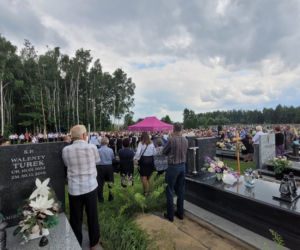 Pogrzeb ofiar zabójstwa w Borowcach. Gianni pożegnał swoich bliskich [ZDJĘCIA]