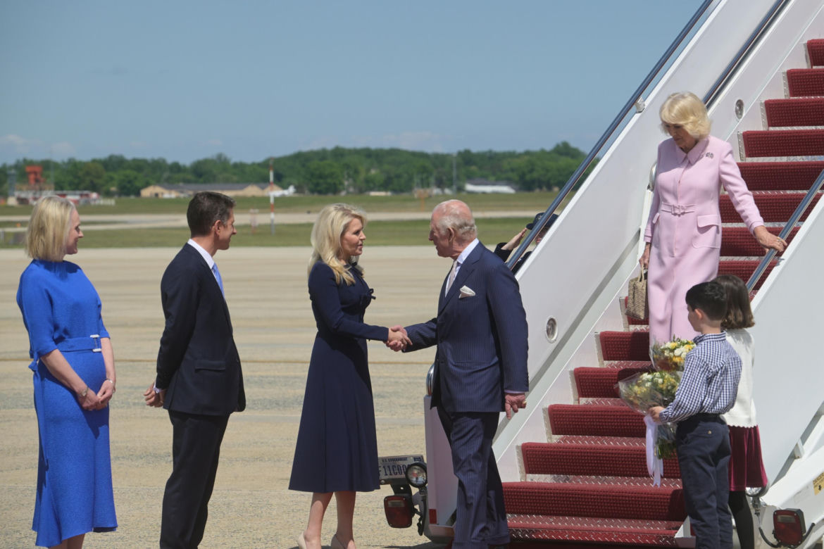 Król Karol III wylądował w USA! Historyczna wizyta monarchy rozpoczęta
