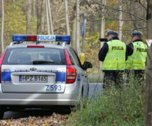 policja, drogówka, kontrola drogowa, pomiar prędkości 
