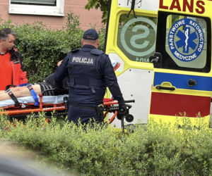 Zabarykadował się w łazience z nożem. Na warszawskiej Woli znaleziono ciało 67-letniej Ewy