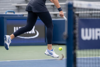 Turniej WTA w Cincinnati. Iga Świątek po trudnym starcie awansuje dalej