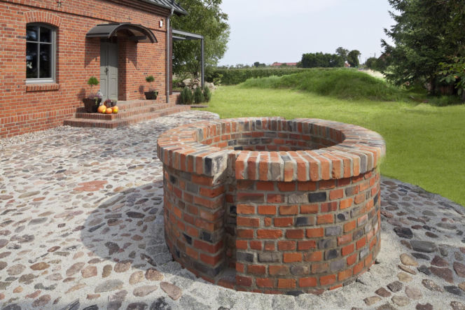 Przebudowa domu z czerwonej cegły