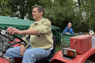 Farma. Szymon, Beata na planie