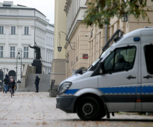 	Policja pod kościołami w Warszawie