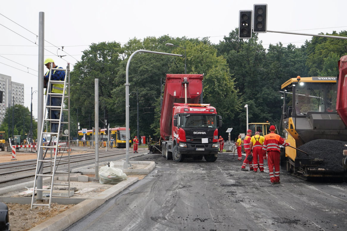 Przez pogodę przebudowa Marszałkowskiej opóźniona
